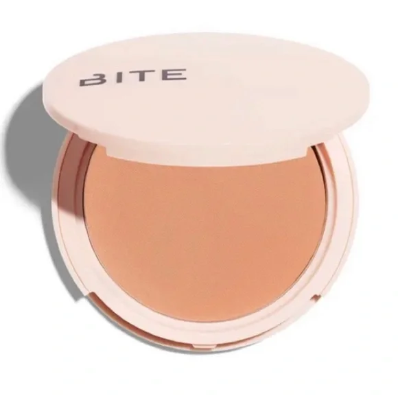 Bite Beauty Tan 1 Changemaker Pressed Powder - Picture 1 of 5